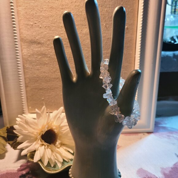 Clear Quartz Chip Bracelet | Natural Crystal Stretch Boho Healing Jewelry Gift - Picture 8 of 10